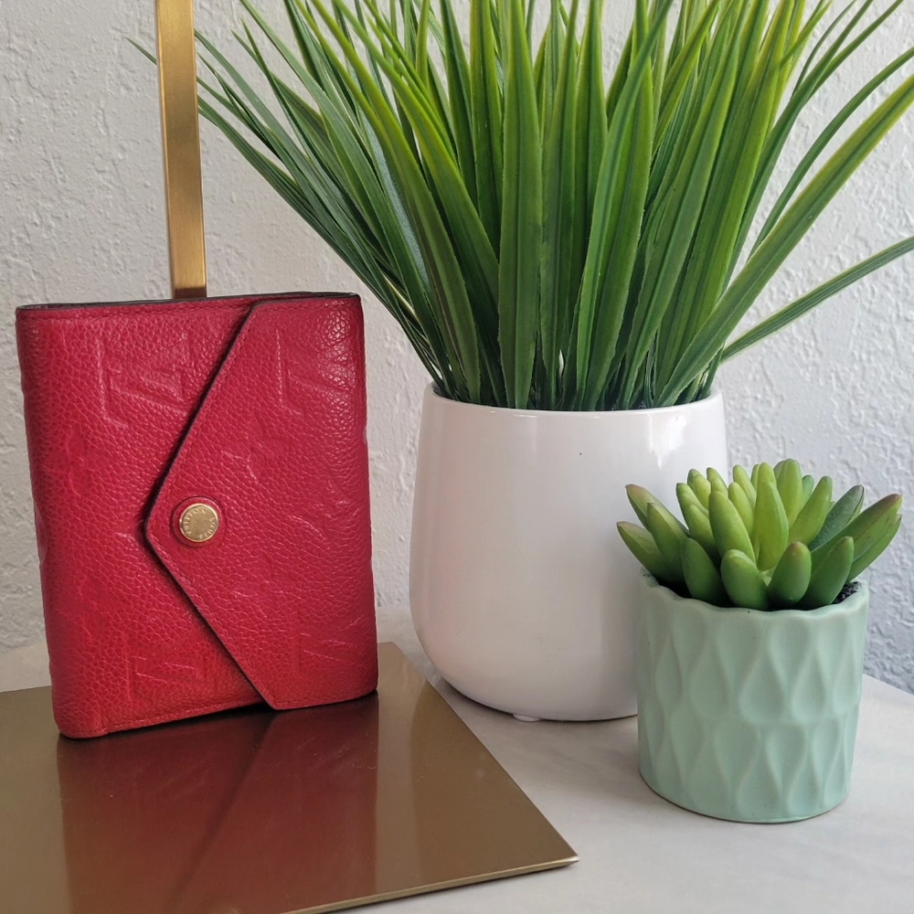 Authentic Louis Vuitton Victorine Empriente Envelope Wallet